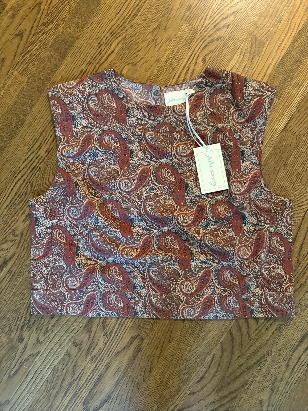NWT Julia Amory Slim Top and Park Avenue Skirt. Size Small. Coco Palazzo Paisley